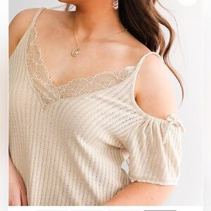 Buckle- Daytrip Cream Knit Top with Textured Design